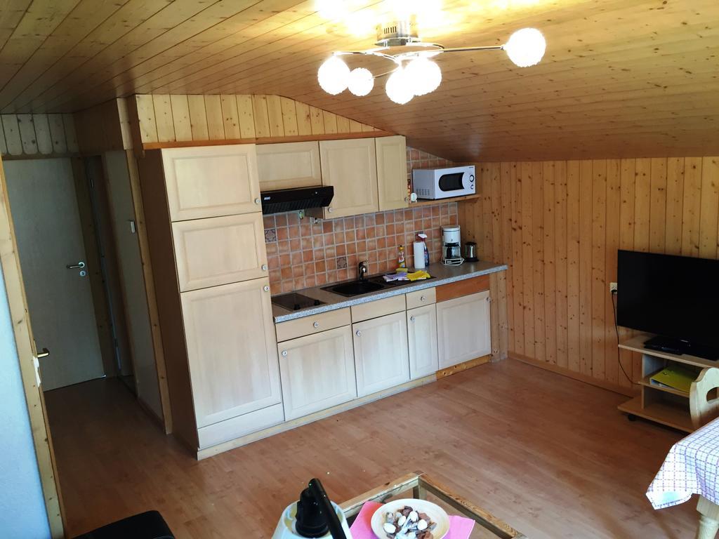 Alpen Chalet คันเดอร์ชเตค ห้อง รูปภาพ