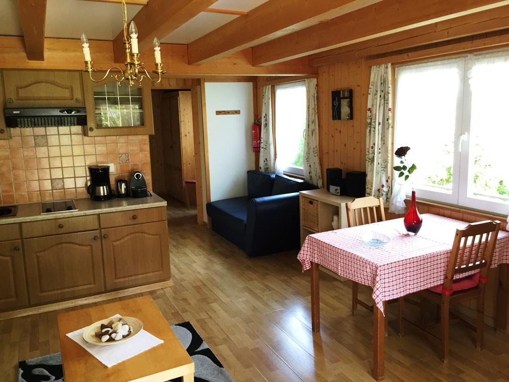 Alpen Chalet คันเดอร์ชเตค ห้อง รูปภาพ
