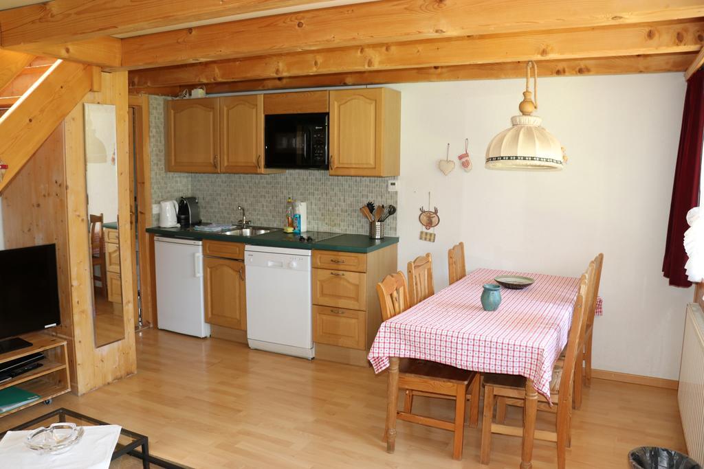 Alpen Chalet คันเดอร์ชเตค ภายนอก รูปภาพ