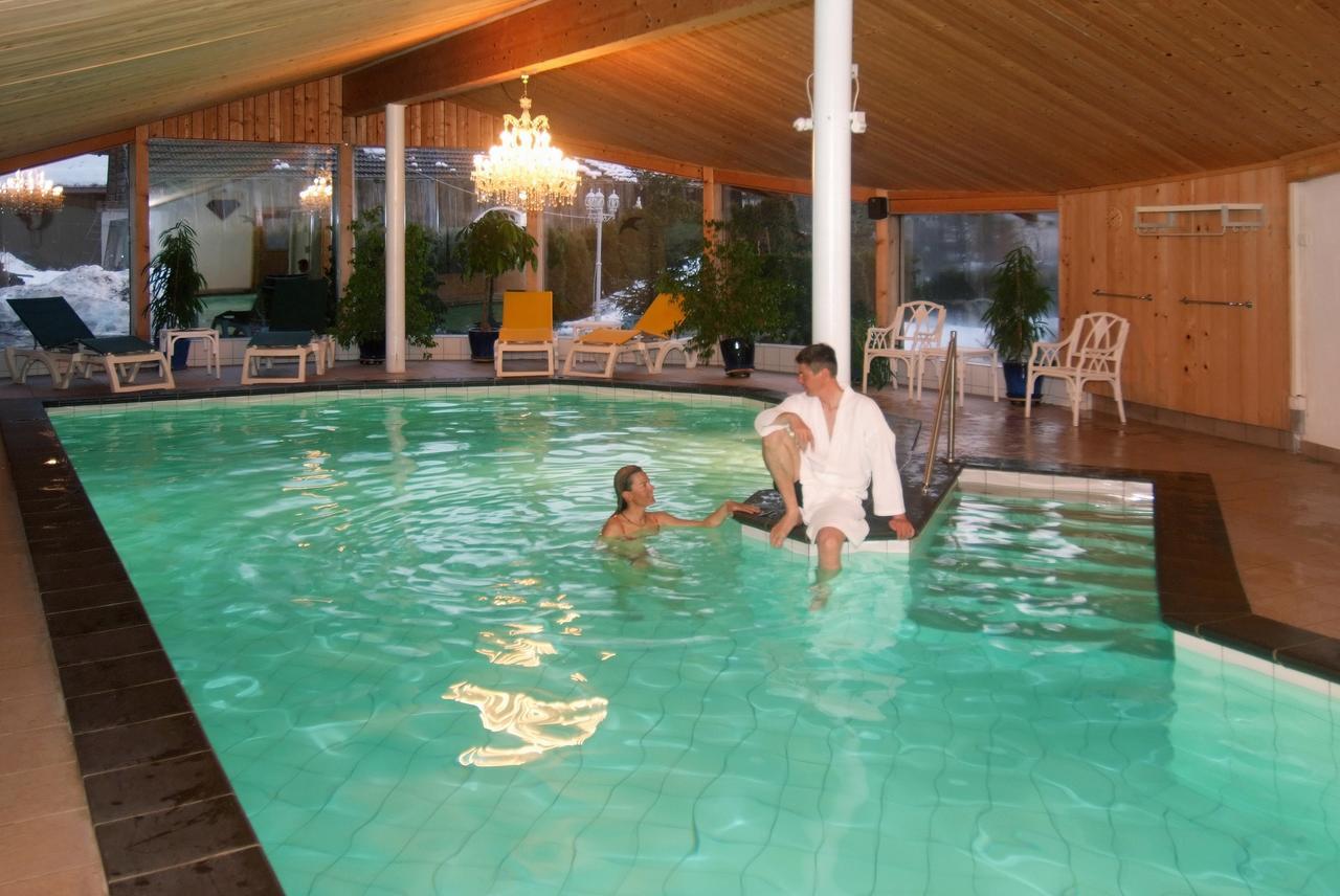 Alpen Chalet คันเดอร์ชเตค ภายนอก รูปภาพ